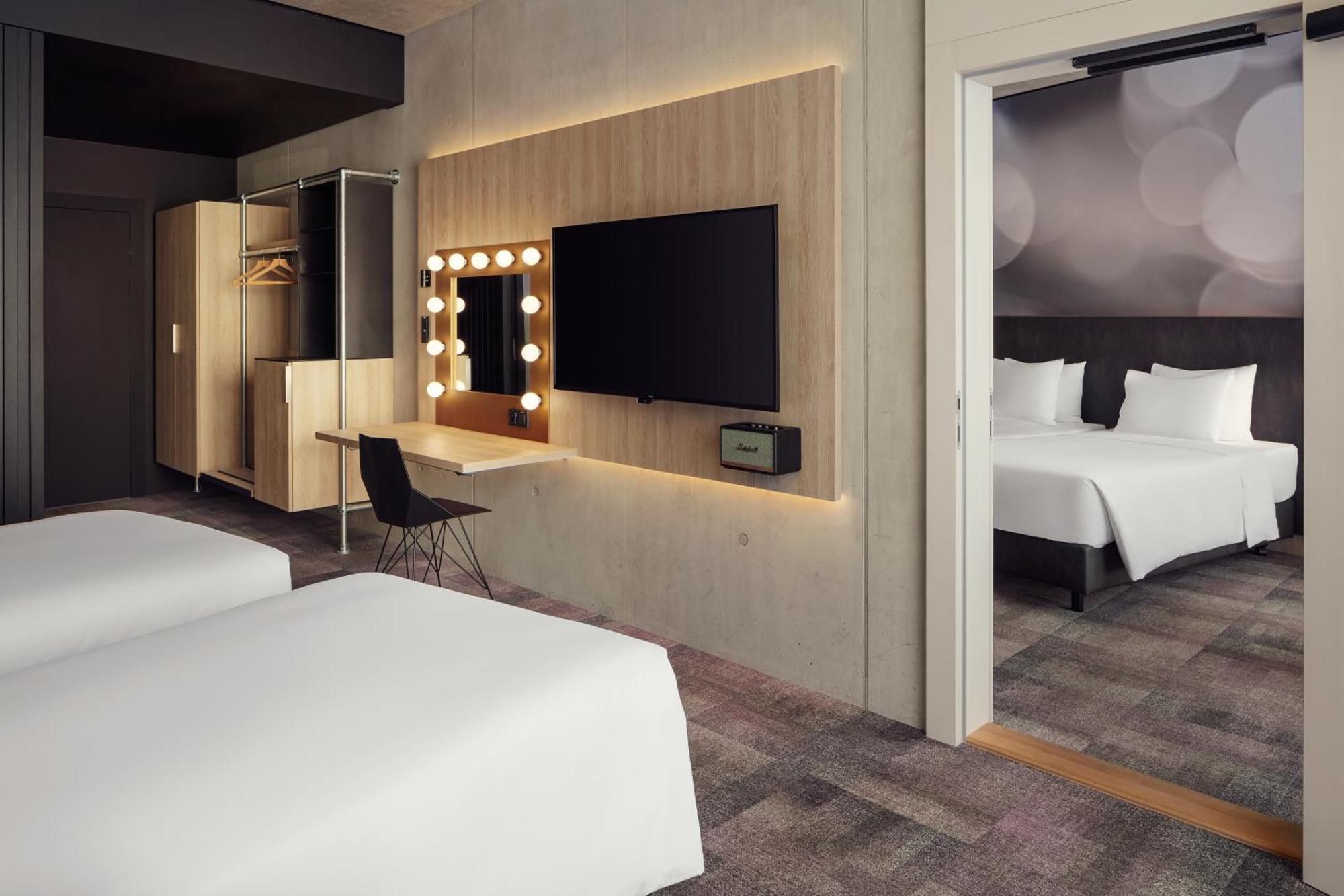 Stages Hotel Prague, A Tribute Portfolio Hotel Εξωτερικό φωτογραφία