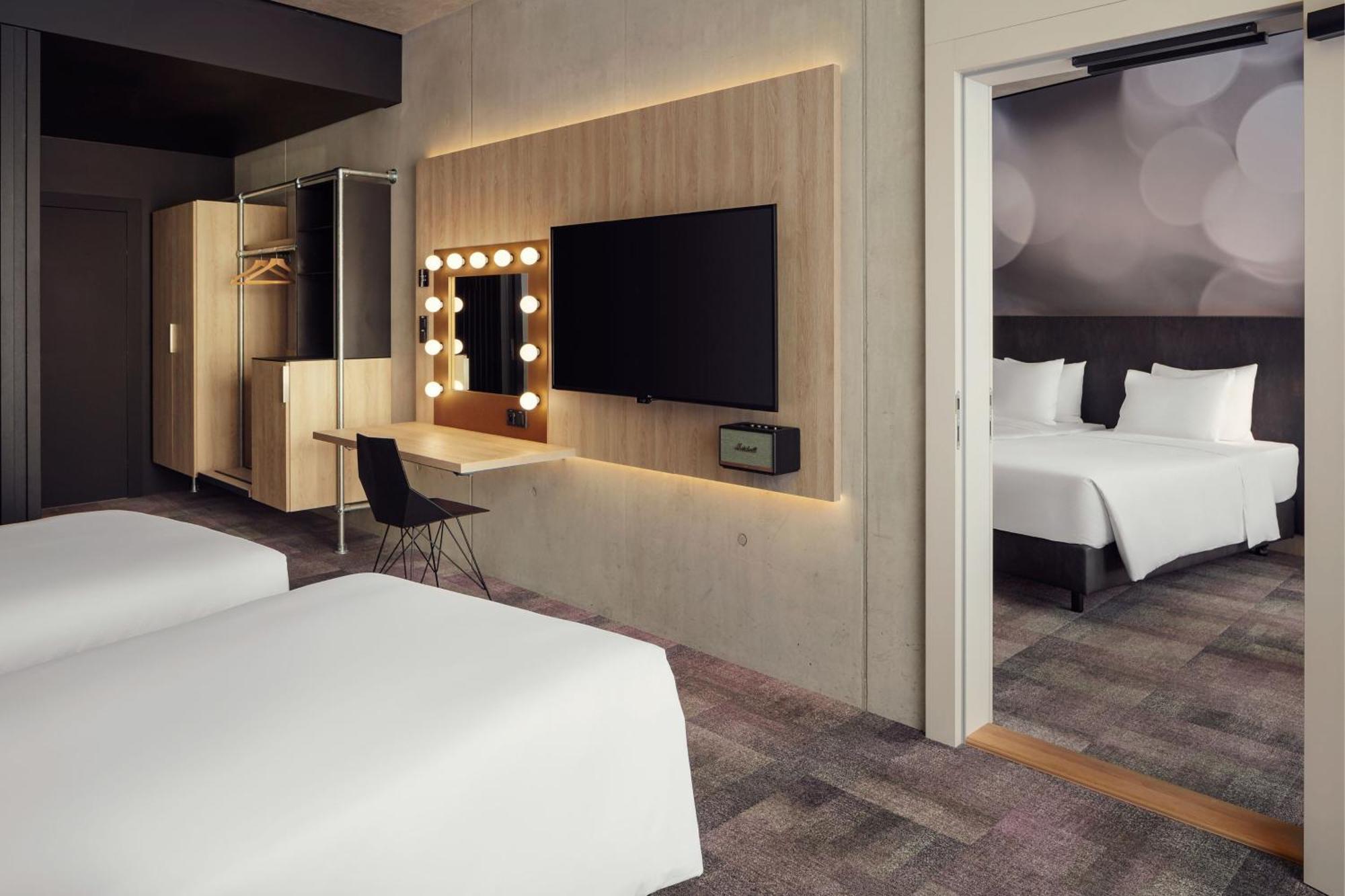 Stages Hotel Prague, A Tribute Portfolio Hotel Εξωτερικό φωτογραφία
