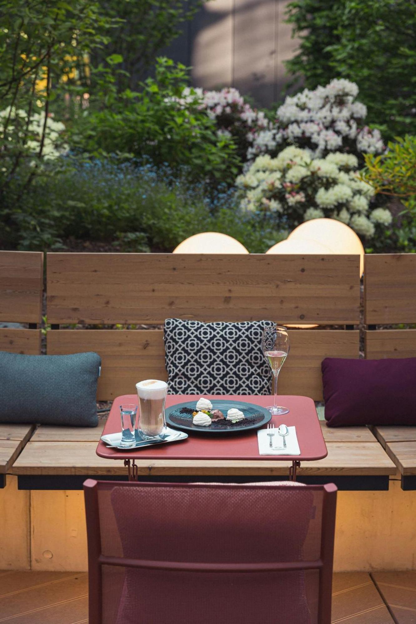 Stages Hotel Prague, A Tribute Portfolio Hotel Εξωτερικό φωτογραφία